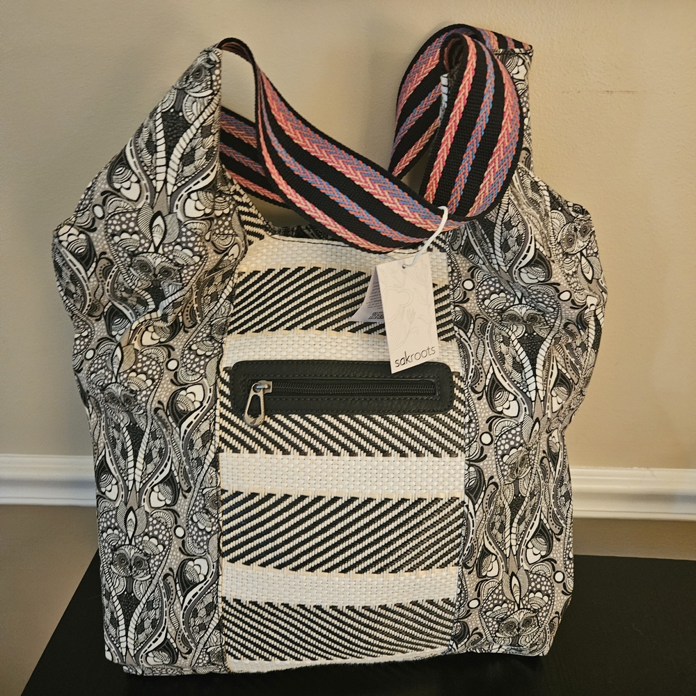 Sakroots Catalina Monochrome Tote with Pink Strap PLUS Cosmetic Bag!
